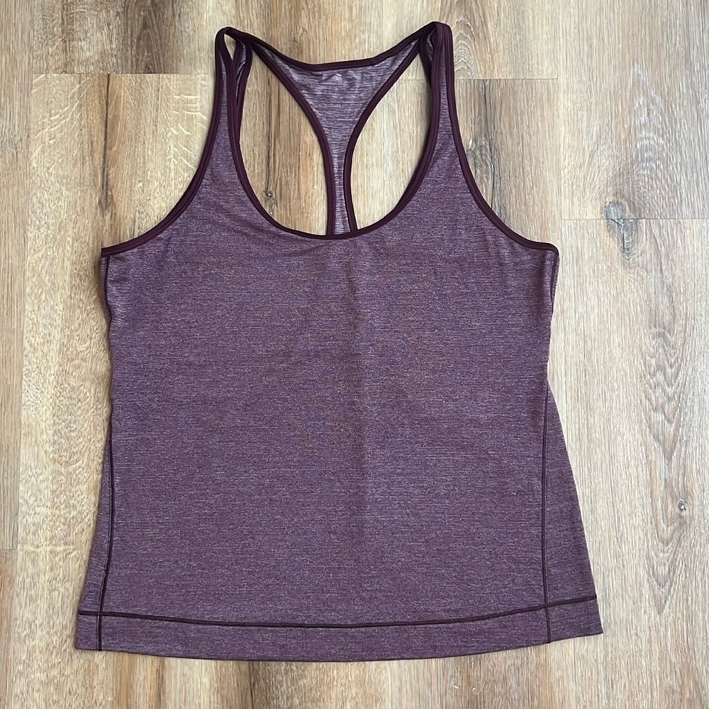 Lululemon Run The Day Tank in Heathered Dark Adobe/Dark Adobe in Size 8